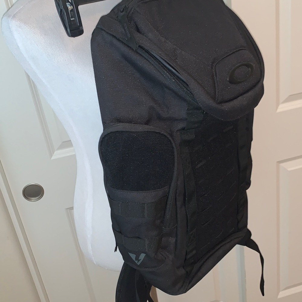 OAKLEY NEW LINK PACK MILITAC BLACK BACKPACK - Picture 3 of 9